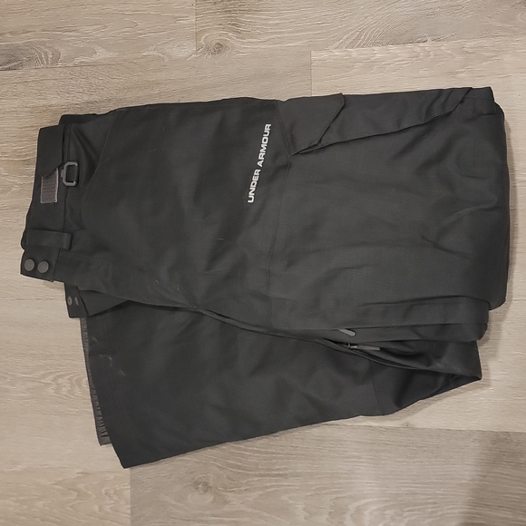 SOLD  Under Armour snowpants - Picture 1 of 4